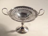 An Edwardian Art Nouveau silver tazza