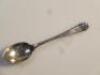 A cased set of George V silver teaspoons - 2