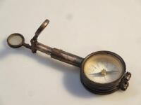 An early 20thC field compass