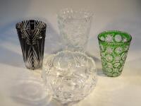 A quantity of crystal glassware