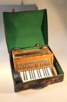 A mid 20thC German Jetel piano accordion