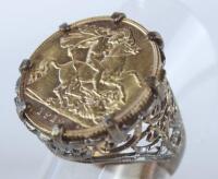 A 9ct gold half sovereign ring