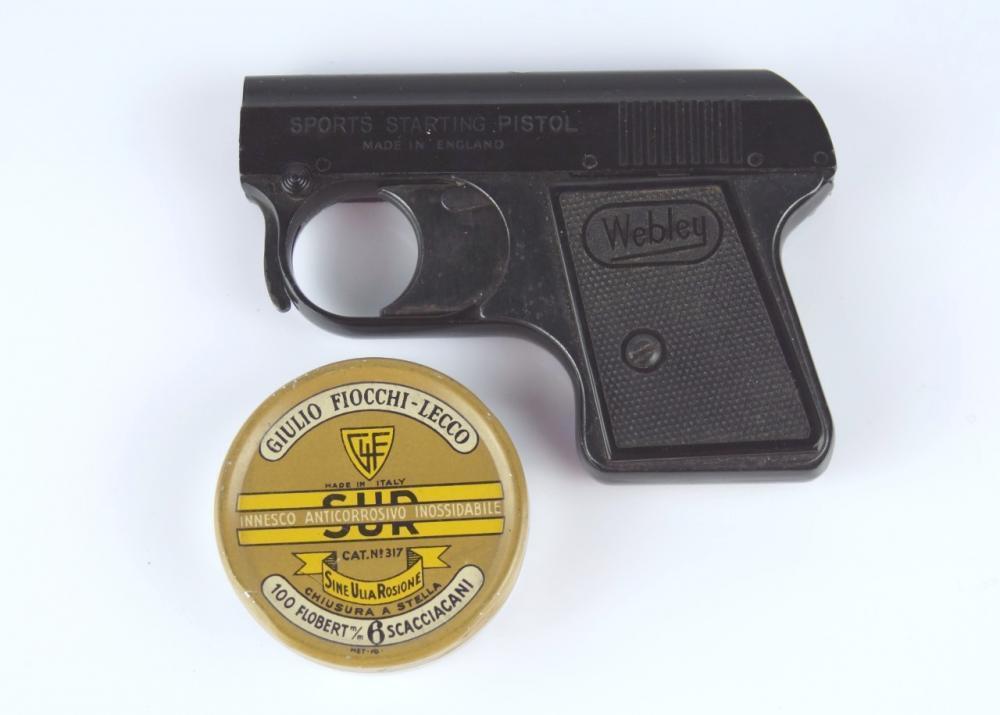 A ley Sports starting pistol