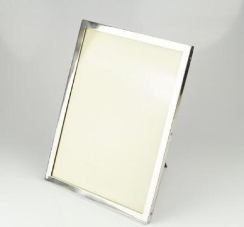 A George V rectangular silver photograph frame