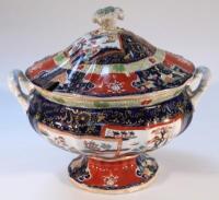 A Victorian Mason's Ironstone china soup tureen and cover