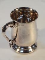 An Elizabeth II silver tankard