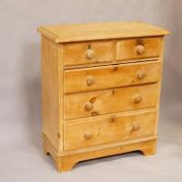 A Victorian pine chest of drawers