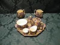 A Royal Winton 'Hazel' pattern chintz breakfast service together with 2 further jugs