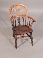 A 19thC child's Windsor armchair