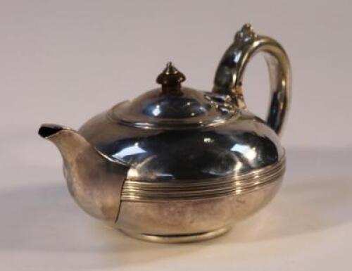 A George III silver teapot