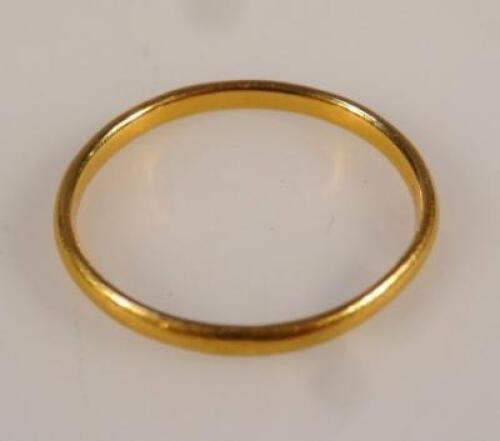 A 22ct gold wedding band