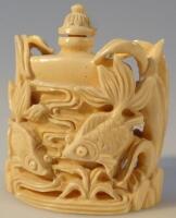 A Chinese perfume bottle