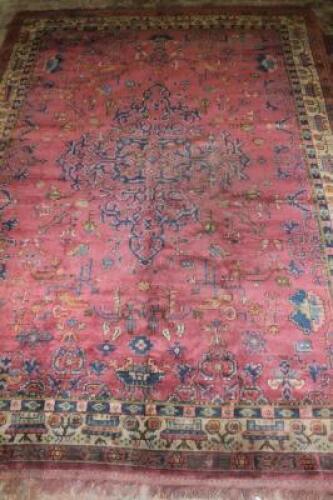 An early 20thC Ovshak rug