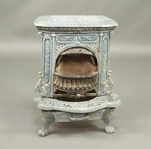 A 19thC French Art Nouveau Fonderies De Sougland Asne No 092 Stove