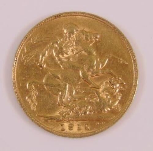 An Edwardian full gold sovereign