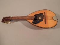 An early 20thC Neapolitan mandolin