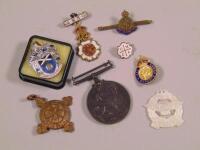 Various small collectables