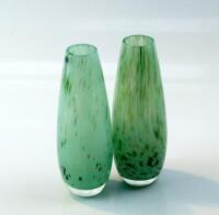 A pair of Caithness glass bud vases