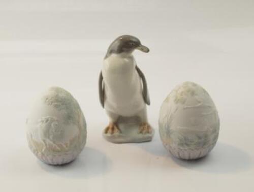 A Lladro penguin