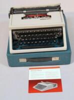 An Olivetti Dora typewriter