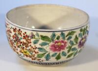 A Chinese porcelain famille vert bowl