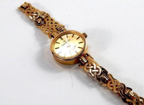 A 9ct gold ladies bracelet watch