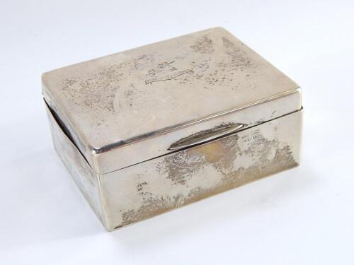 An early 20thC silver cigarette box
