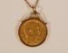 An Edwardian VII full gold sovereign and chain - 2