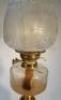 An early 20thC brass oil lamp - 3