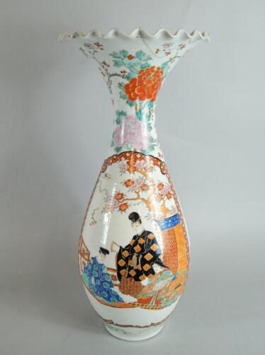 A late 19thC Japanese Imari vase