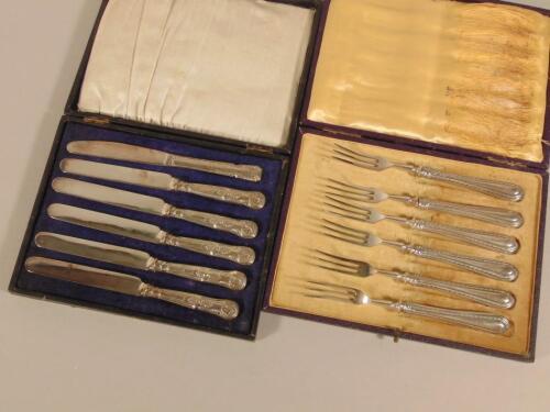 Various silver mounted cutlery