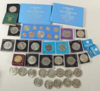 A large quantity of mainly commemorative coins