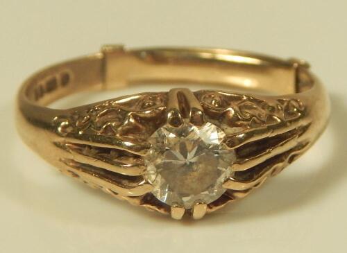 A 9ct gold dress ring