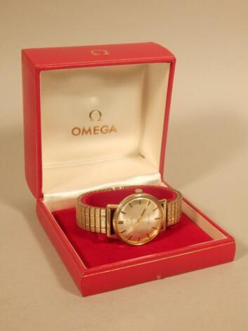 A gentleman's Omega Seamaster automatic wristwatch