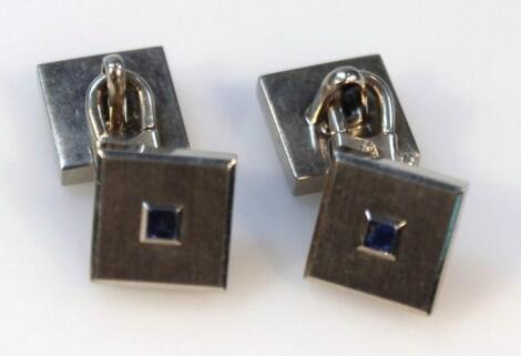 A pair of cufflinks