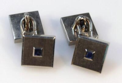 A pair of cufflinks