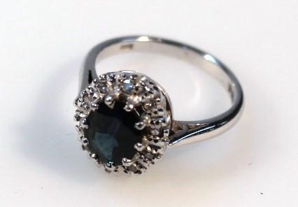 A ladies ring