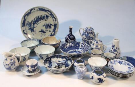 Various 18thC and later Chinese and Japanese blue and white and other porcelain and earthenware