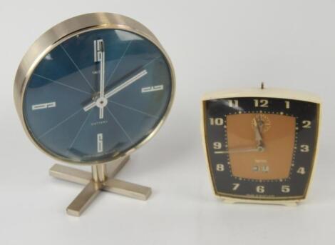 Two mid 20thC mantel clocks by Smiths