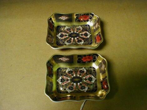 A pair of Royal Crown Derby trinket dishes