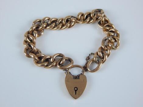 A 9ct gold curb link bracelet