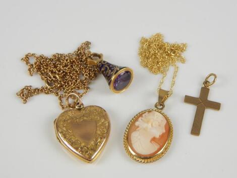 Various jewellery