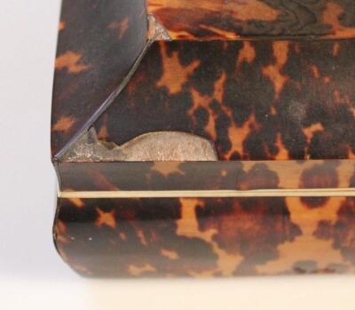 A 19thC tortoiseshell casket - 3