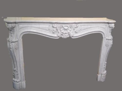 A fine 19thC French marble fire surround