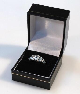 A five stone dress ring - 2