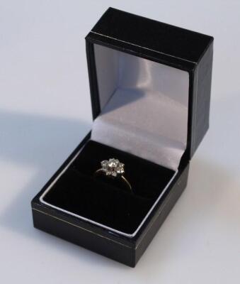 A ladies diamond nine stone cluster ring - 2