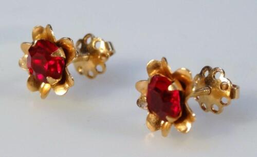 A pair of floral ear studs