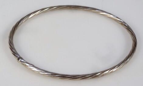 A twist bangle