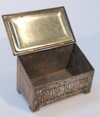 An early 20thC Jacob & Co. biscuit tin - 2