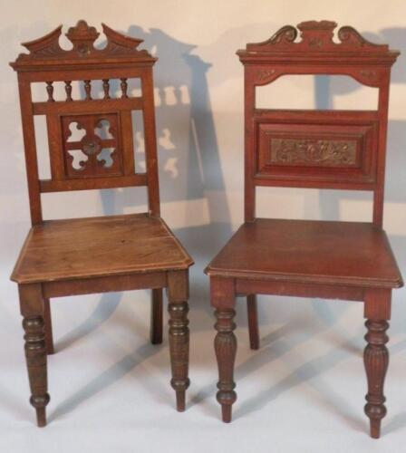 A pair of late 19thC mahogany hall chairs